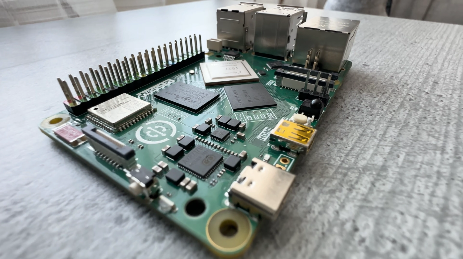 Like Raspberry Pi 5, but cheap? – Walnut Pi 2B